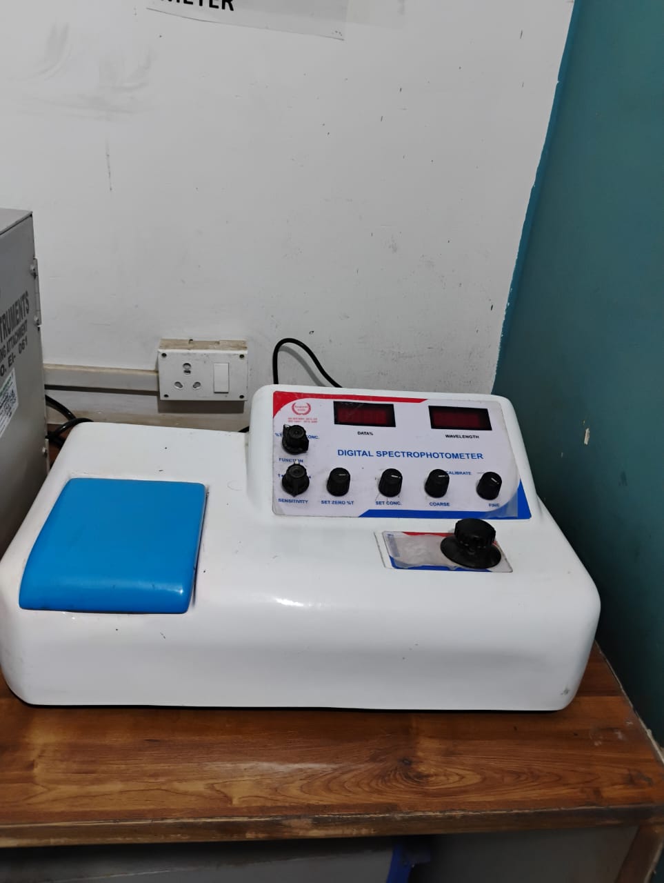 Digital Spectrophotometer
